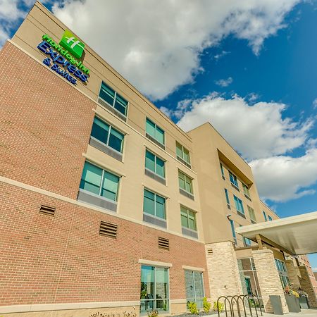 Holiday Inn Express & Suites Okemos - University Area, An Ihg Hotel Εξωτερικό φωτογραφία